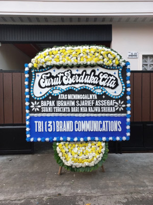Papan Bunga Duka di Mandolang